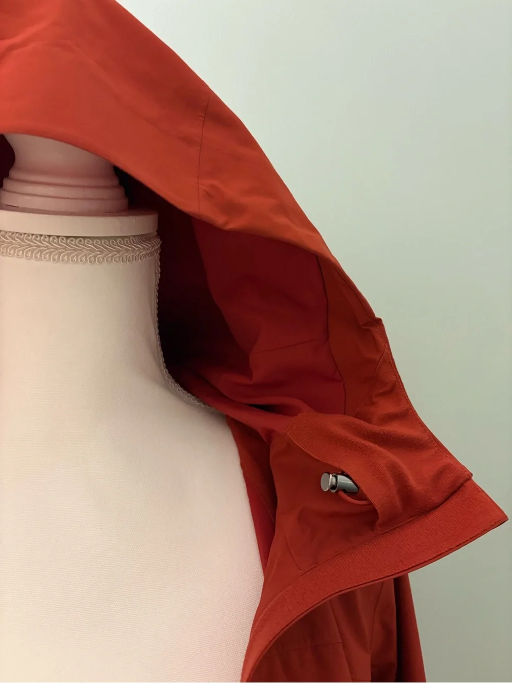 Lululemon Rebel Rain Jacket-Cayenne